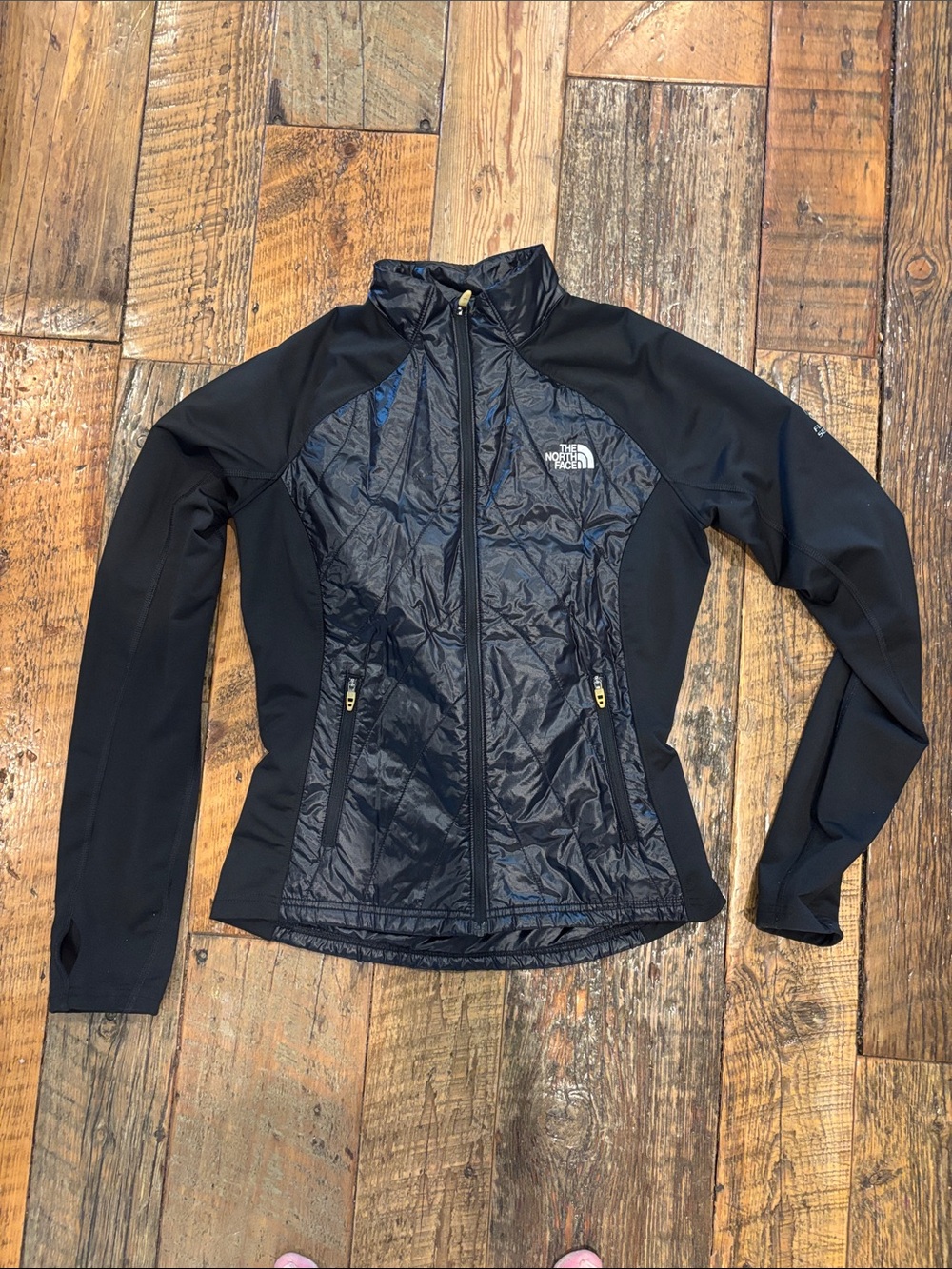 The North Face Women's Black Hybrid Softshell Quilted flight series S jacket